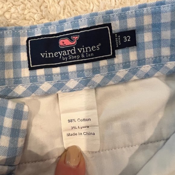 Vineyard Vine Breaker Shorts Size 32 Whale - Picture 2 of 4